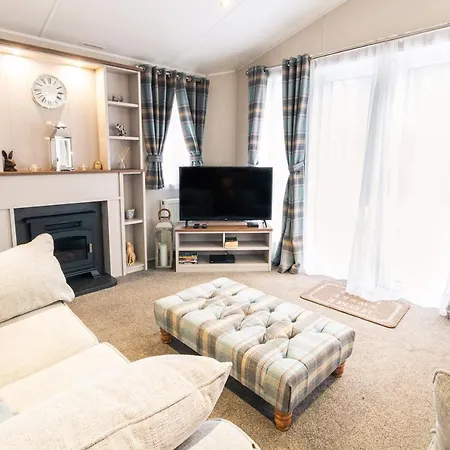 Lodge Hidden Jewel With Hot Tub York